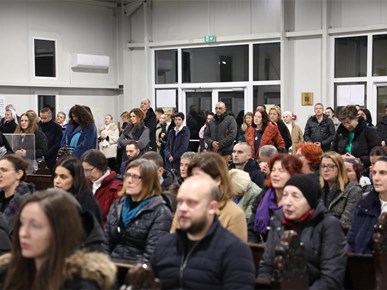 /Slike/A/2025/12-2025/Održana adventska duhovna obnova za vjeroučiteljeice i odgojiteljice u vjeri  (24).jpg