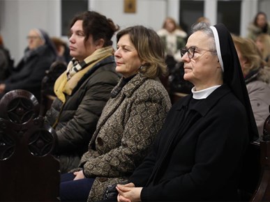 /Slike/A/2025/12-2025/Održana adventska duhovna obnova za vjeroučiteljeice i odgojiteljice u vjeri  (4).jpg