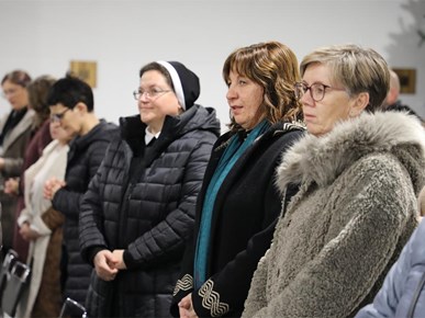 /Slike/A/2025/12-2025/Održana adventska duhovna obnova za vjeroučiteljeice i odgojiteljice u vjeri  (7).jpg