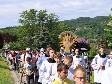 /Slike/A/2026/06-2026/260613 Održano hodočašće djece u Mariju Bistricu (4).jpg